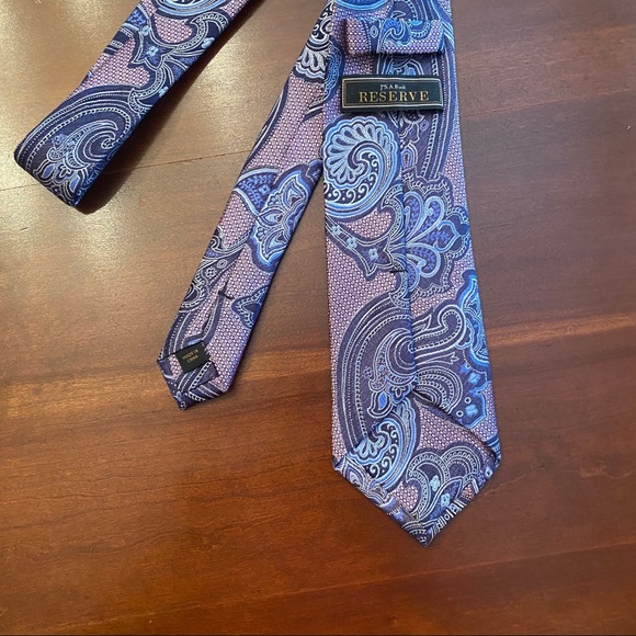 Joseph A. Bank Tie Bundle 👔 - Picture 2 of 4